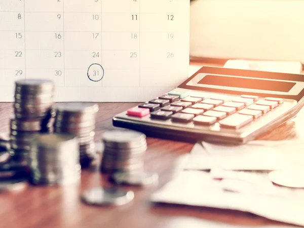 Calculatrice, argent, calendrier