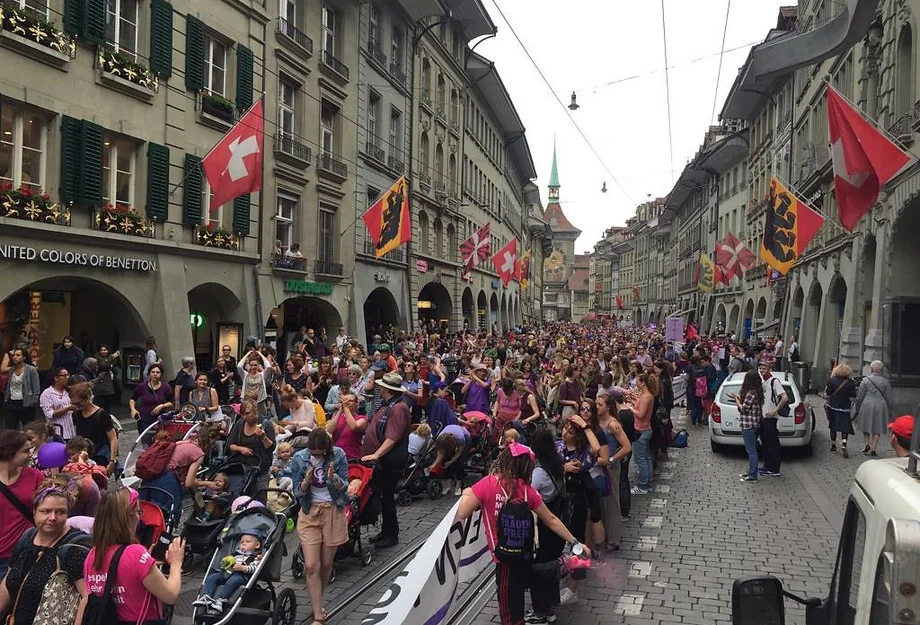 Kinderwagendemo Bern Manif le matin du 14 juin 2019 à Berne