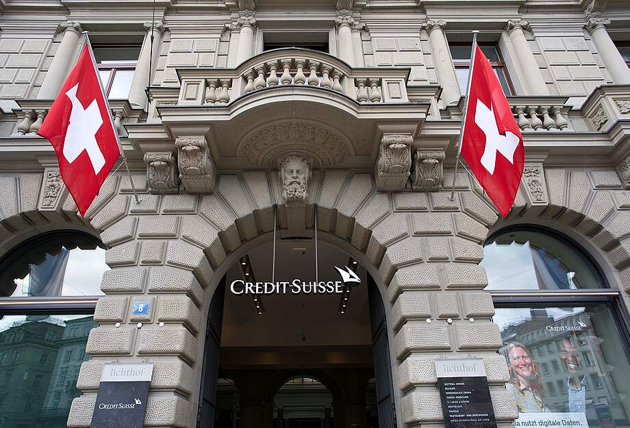 Entrée de la banque Credit Suisse