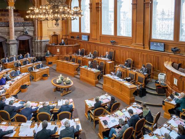 Vue d'ensemble dans la salle du Conseil aus états