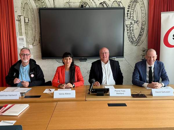 Matthias Hartwich, Vania Alleva, Pierre-Yves Maillard et David Gallusser sourient à l'objectif