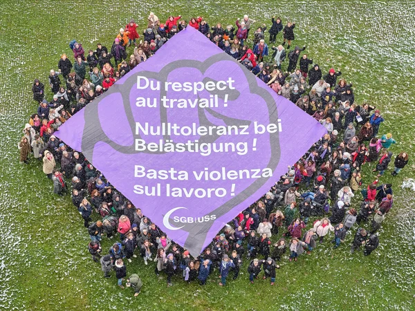 Action des déléguées du Congrès : Du respect au travail !