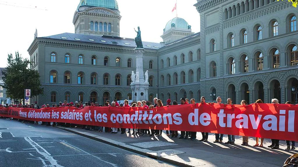 Nous défendons les salaires et les conditions de travail