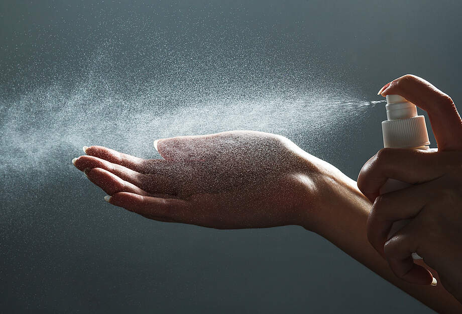 Spray pour désinfecter les mains