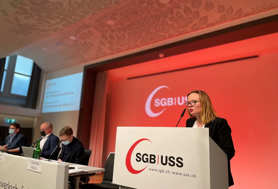 Gabriela Medici devant l'Assemblée des délégué-e-s du 28 mai 2021