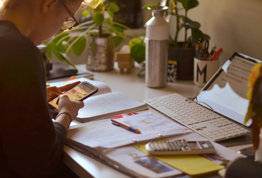 Travail à la maison Travail à la maison