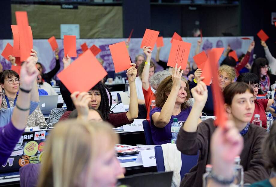 Votation au Congrès féministe